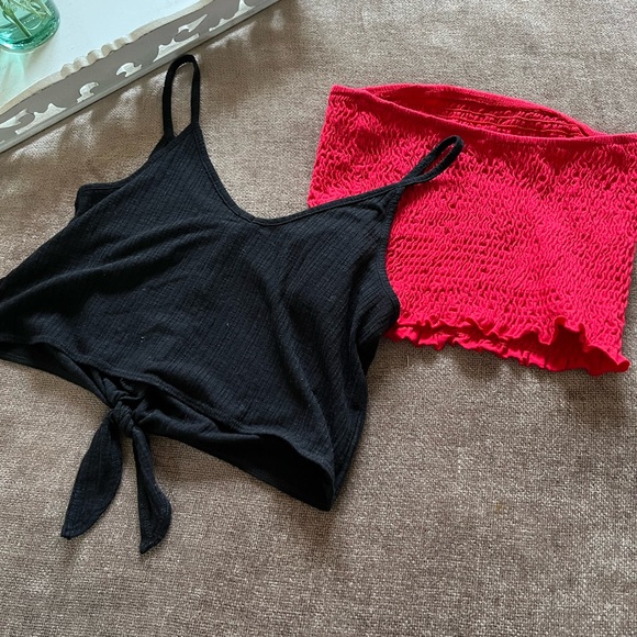 Garage XS Black Cropped Button Down Tank Top & Small Red Cropped Ruched Bra Top - Picture 9 of 9